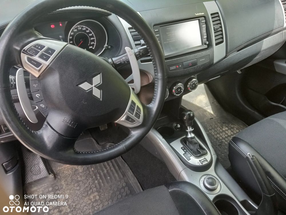Peugeot 4007 HDI FAP 7-Sitzer Platinum - 36