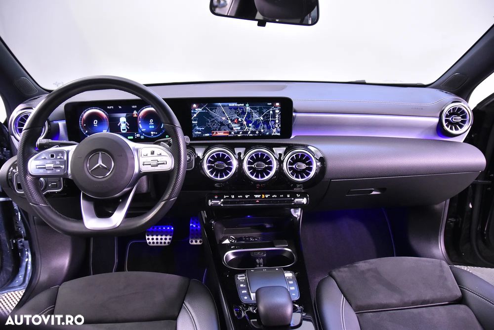Mercedes-Benz A ver-250-e-8g--dct-amg-line - 9