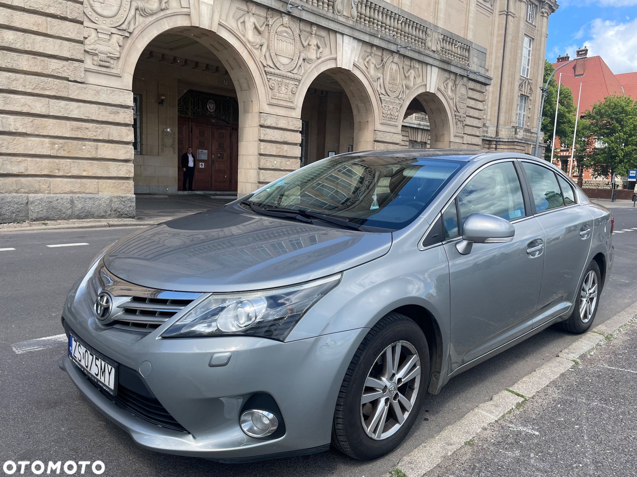 Toyota Avensis - 1