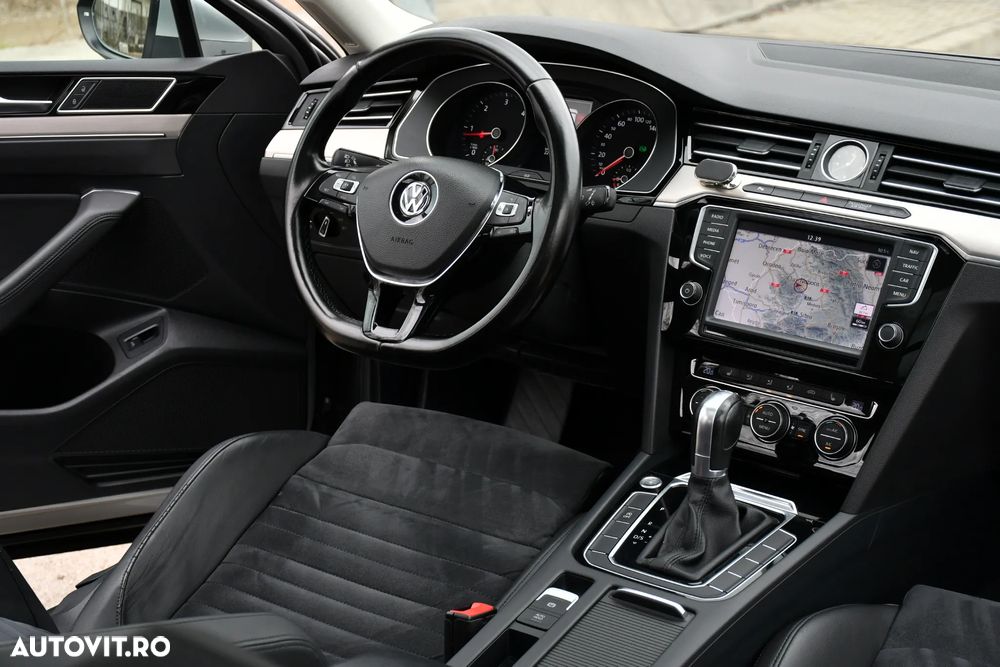 Volkswagen Passat 1.6 TDI SCR DSG Comfortline - 6