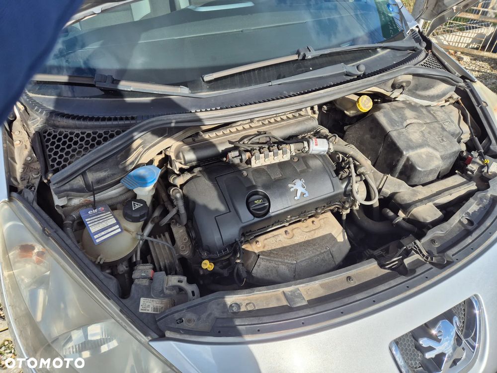 Peugeot 207 1.4 16V Trendy - 20