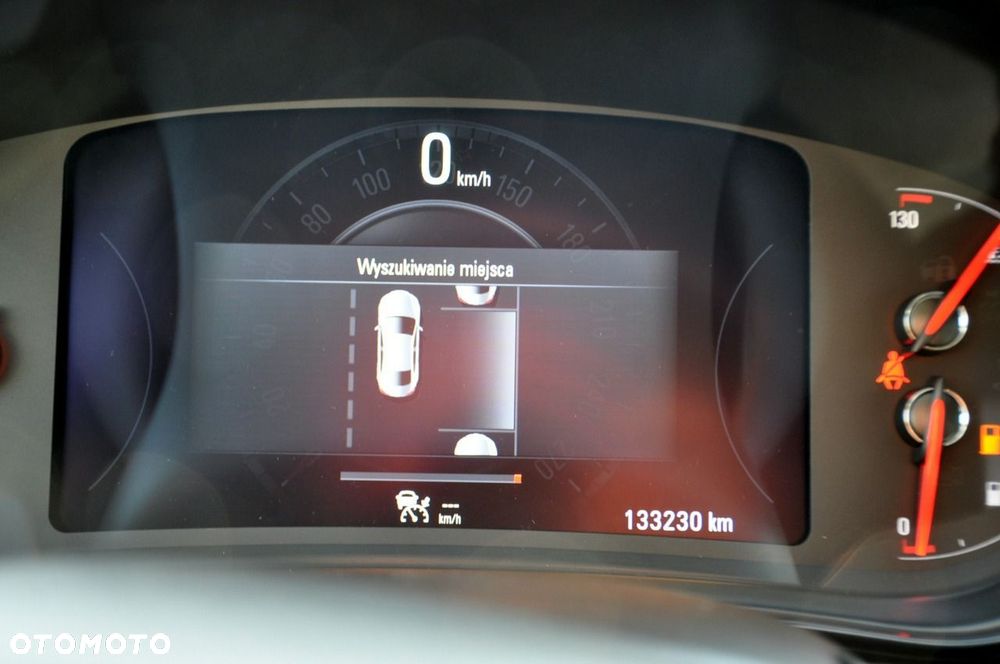 Opel Insignia - 37