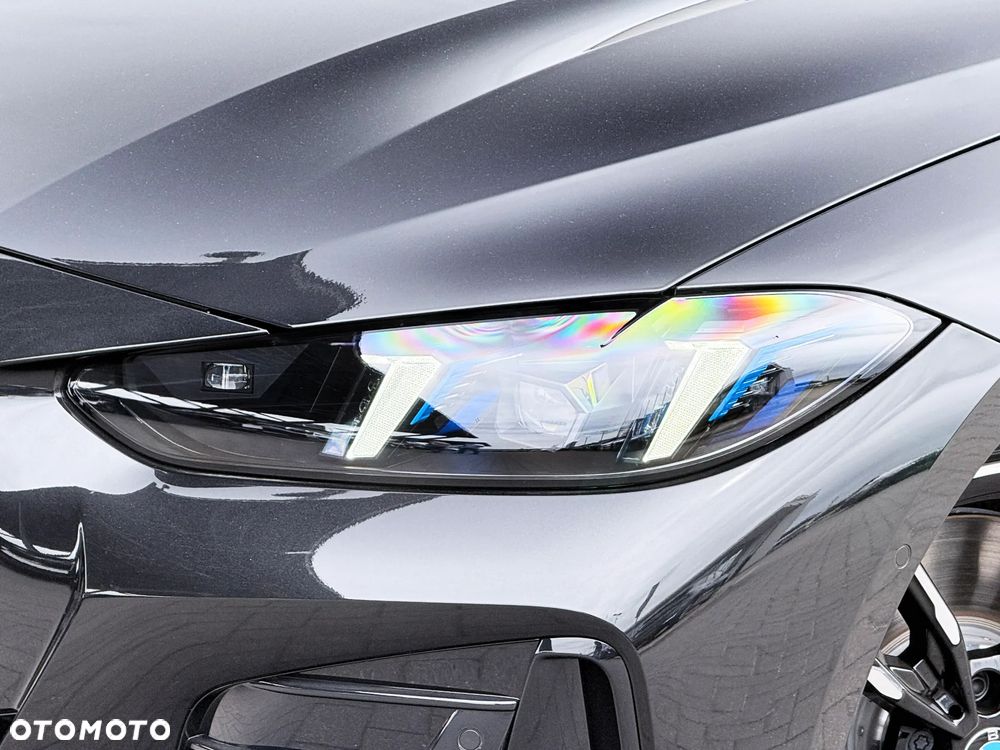 BMW Seria 4 M440i xDrive mHEV - 11