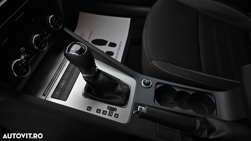 Skoda Octavia 2.0 TDI DSG Ambition - 17