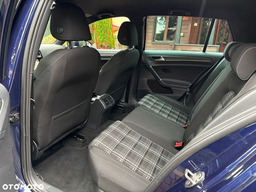 Volkswagen Golf GTD BlueMotion Technology - 17