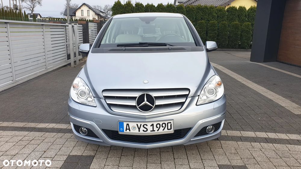 Mercedes-Benz Klasa B 180 BlueEFFICIENCY Edition - 2