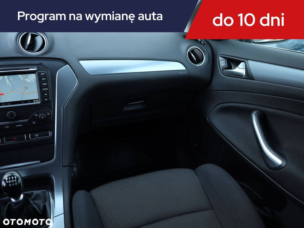 Ford Mondeo - 10