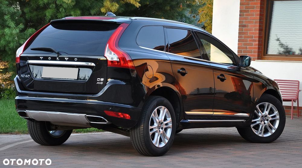 Volvo XC 60 D5 AWD Geartronic Summum - 17