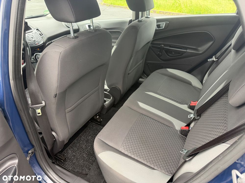 Ford Fiesta 1.0 EcoBoost S&S TITANIUM - 21