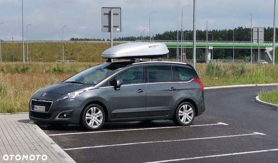 Peugeot 5008 e-HDI FAP 115 EGS6 Stop&Start Business-Line - 4