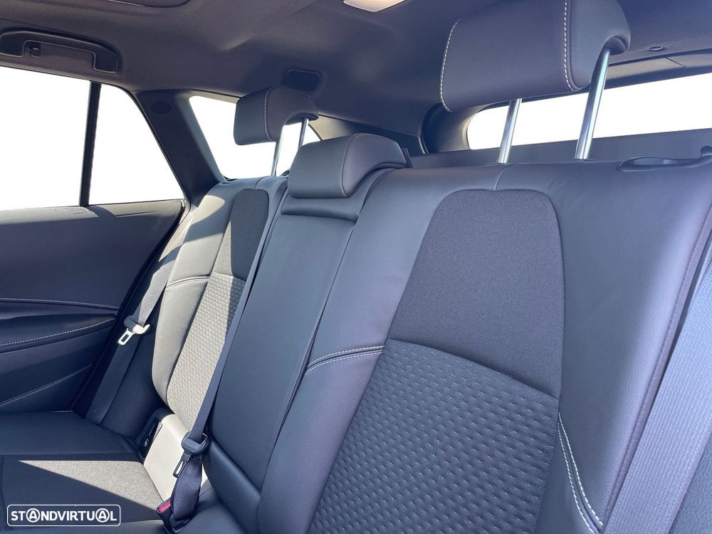 Toyota Corolla Touring Sports 1.8 Hybrid Exclusive - 11