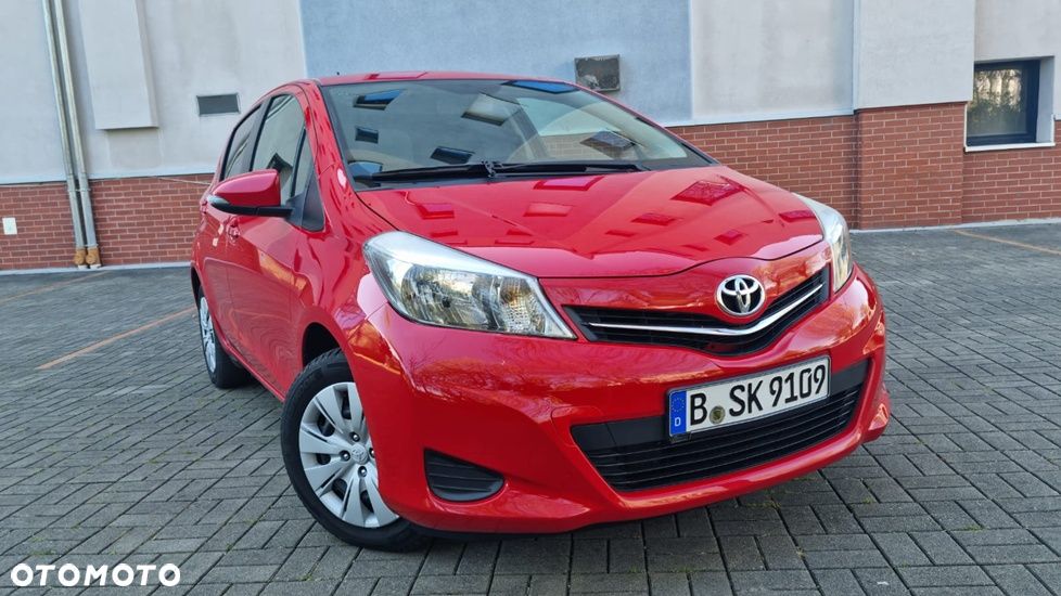 Toyota Yaris 1.33 Premium - 2