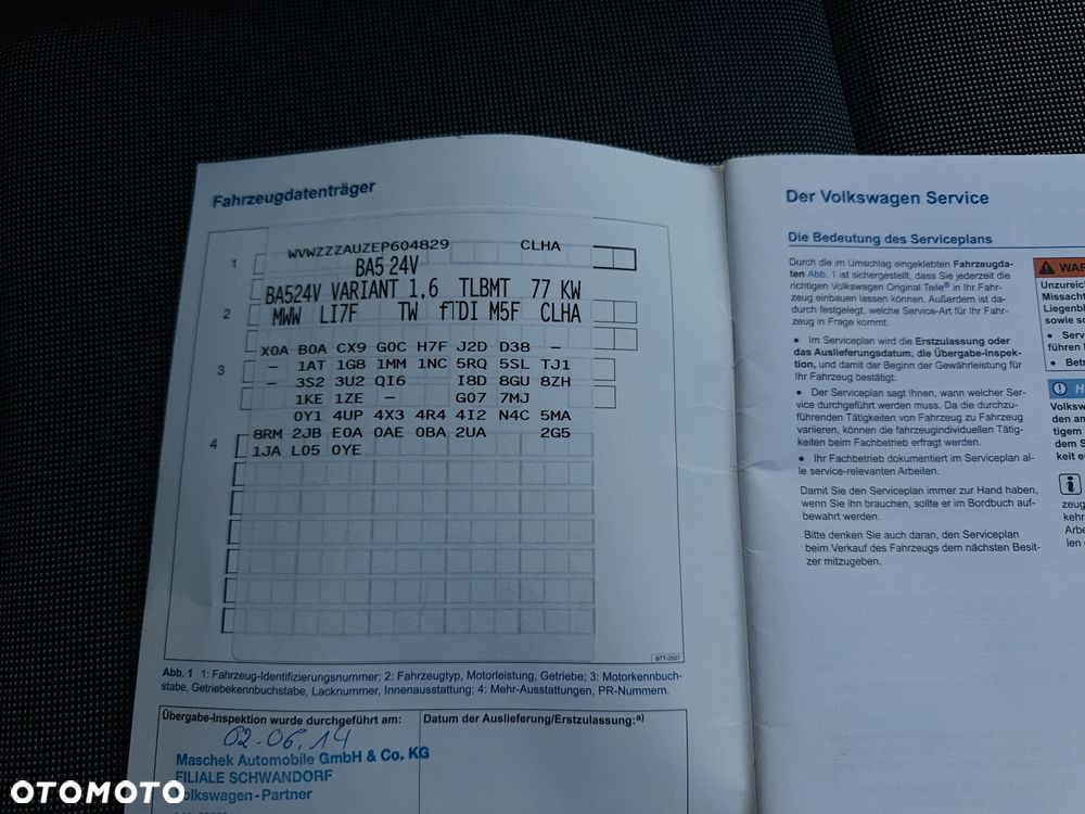 Volkswagen Golf 1.6 TDI BlueMotion Technology Comfortline - 16