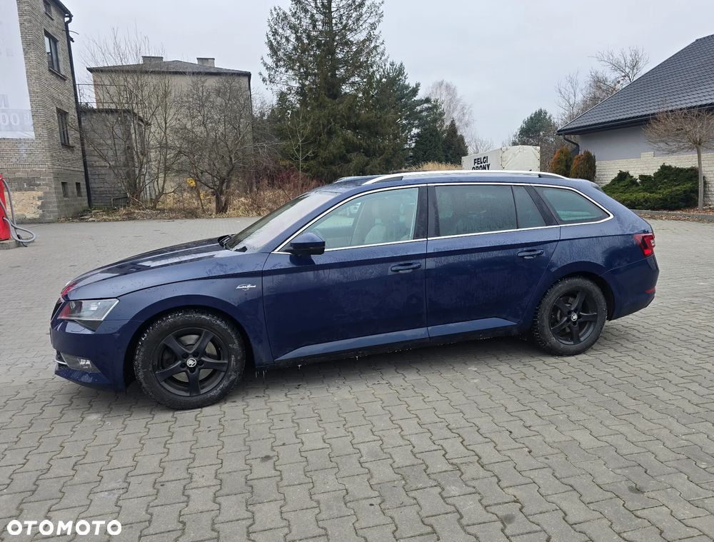 Skoda Superb 2.0 TDI L&K DSG - 10