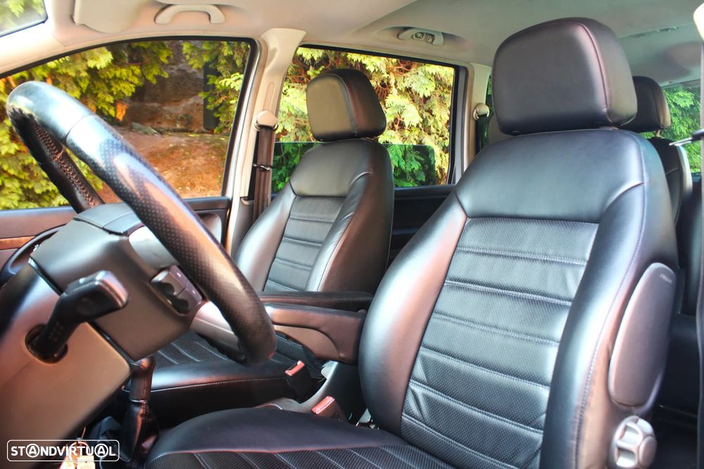 Ford Galaxy TDI Ghia - 24