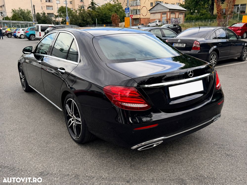 Mercedes-Benz E - 5