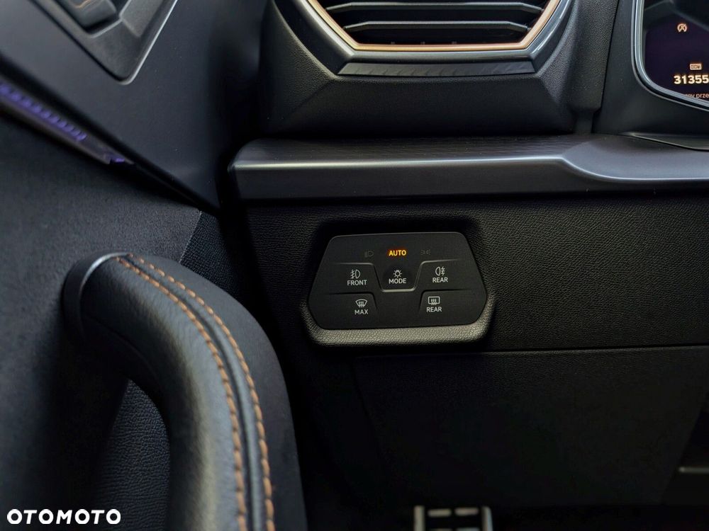 Cupra Formentor 1.5 eTSI mHEV DSG - 38