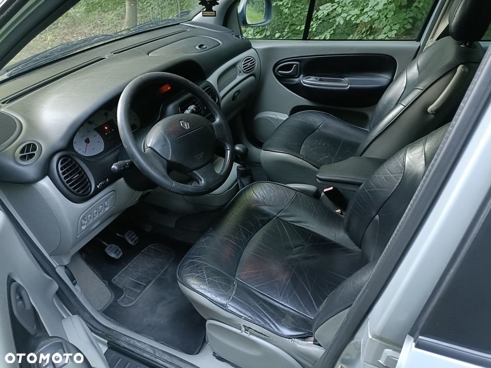 Renault Scenic RX4 - 7