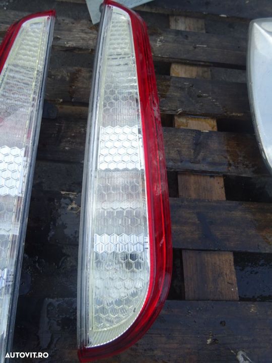 Stop dreapta Ford Focus 2 combi break facelift din 2010 volan pe stanga - 1