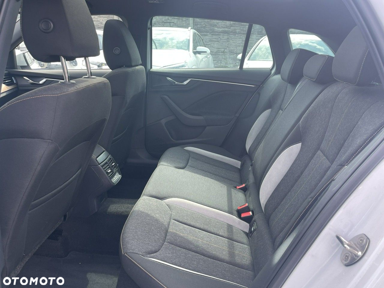 Skoda Scala 1.5 TSI DSG Style - 8