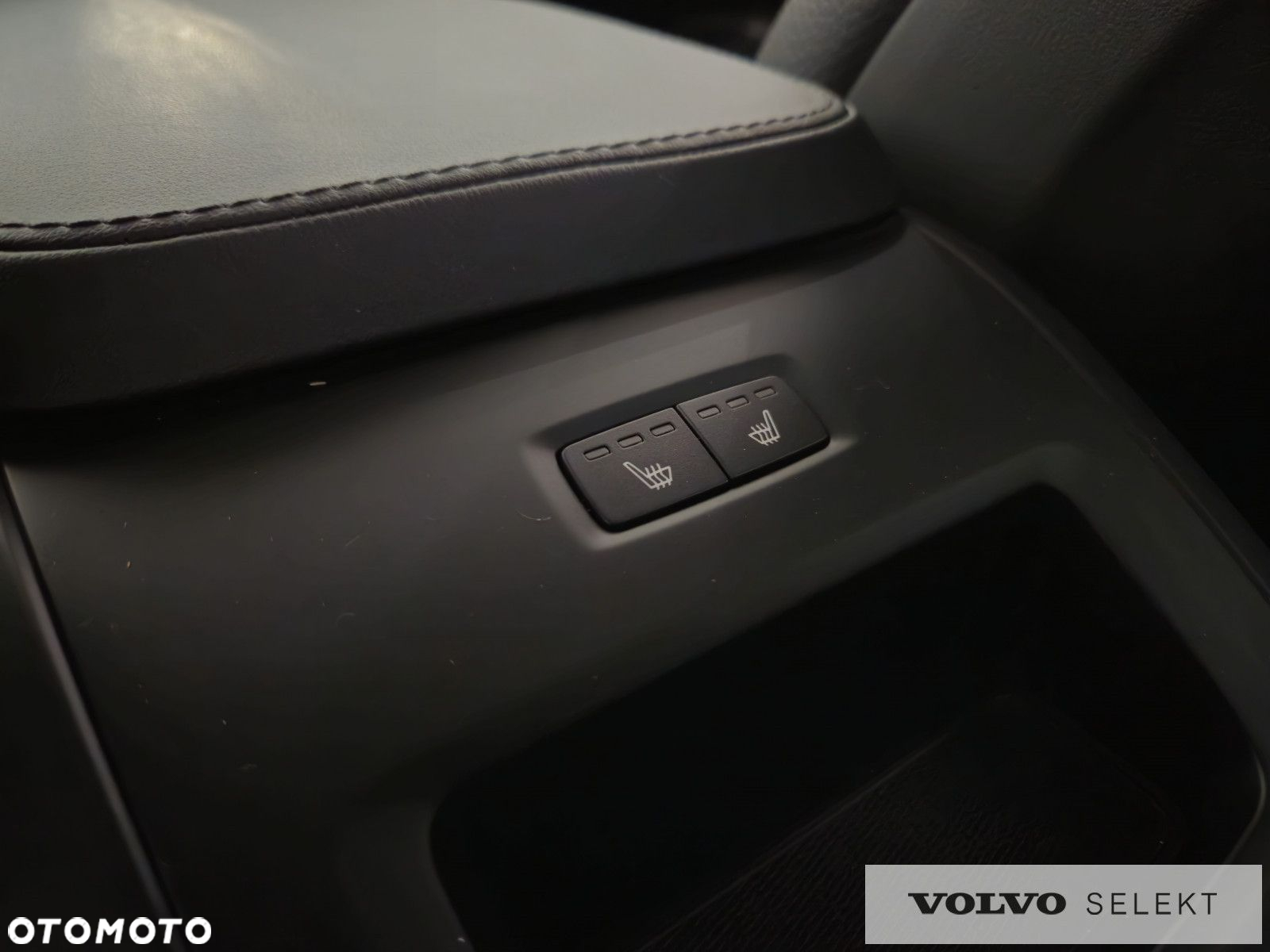 Volvo XC 90 - 22