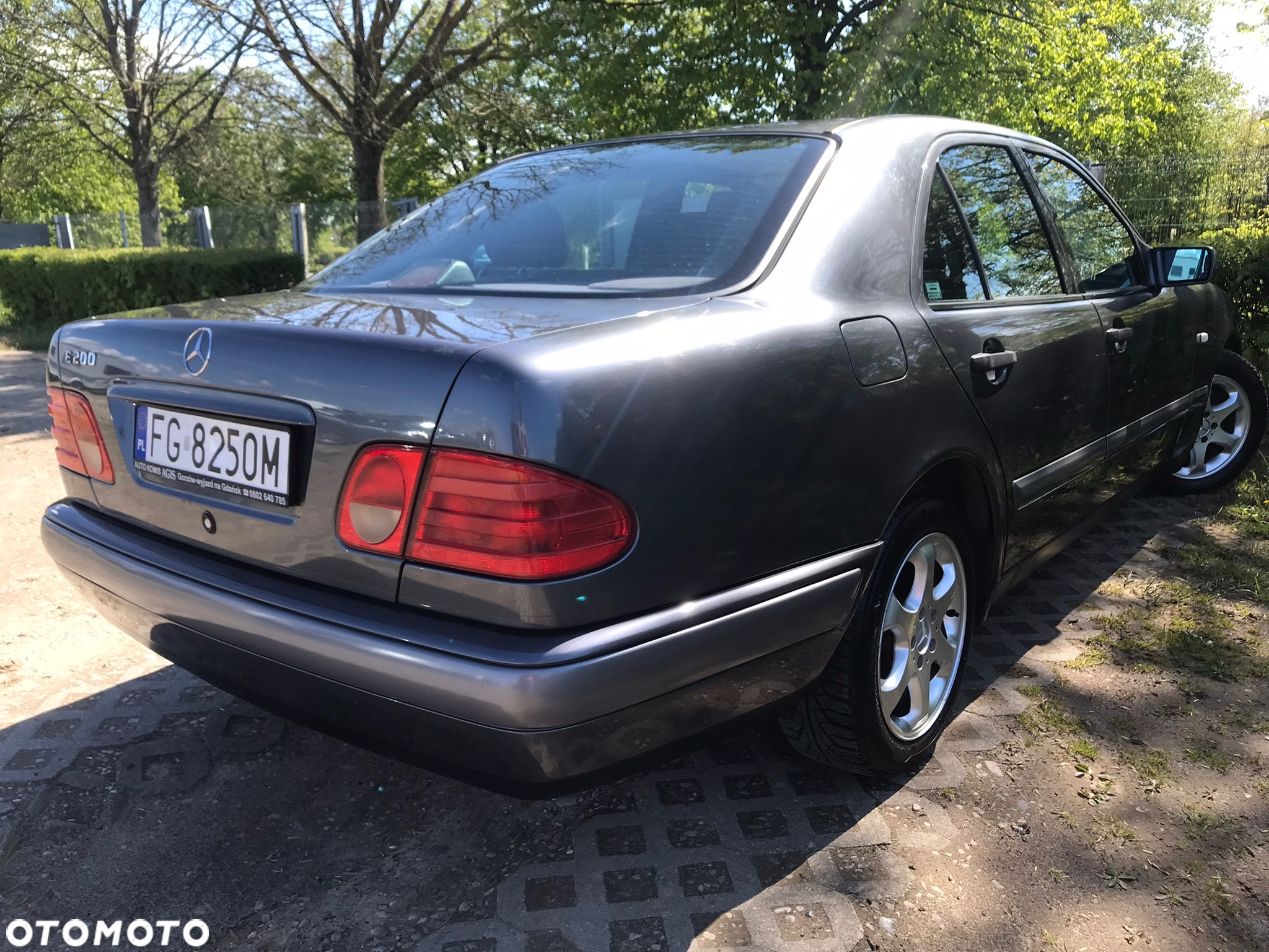 Mercedes-Benz Klasa E 200 Classic - 6