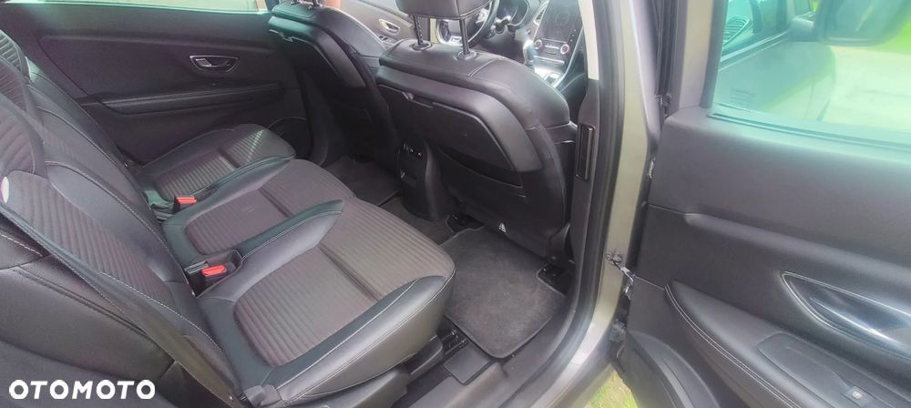 Renault Scenic 1.5 dCi Dynamique EDC - 22