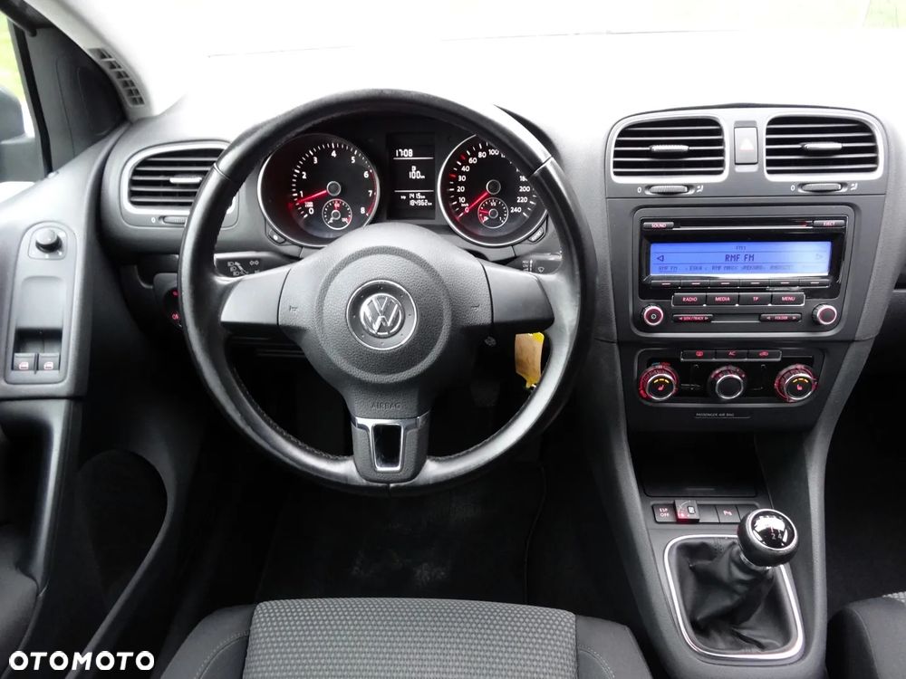 Volkswagen Golf 1.6 Comfortline - 19