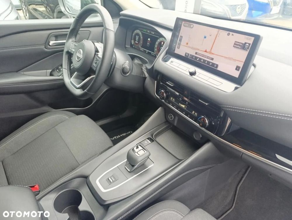 Nissan Qashqai 1.3 DIG-T MHEV N-Connecta Xtronic - 10