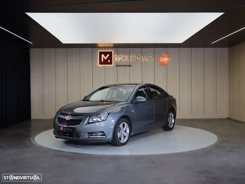 Chevrolet Cruze 1.6 LS - 1