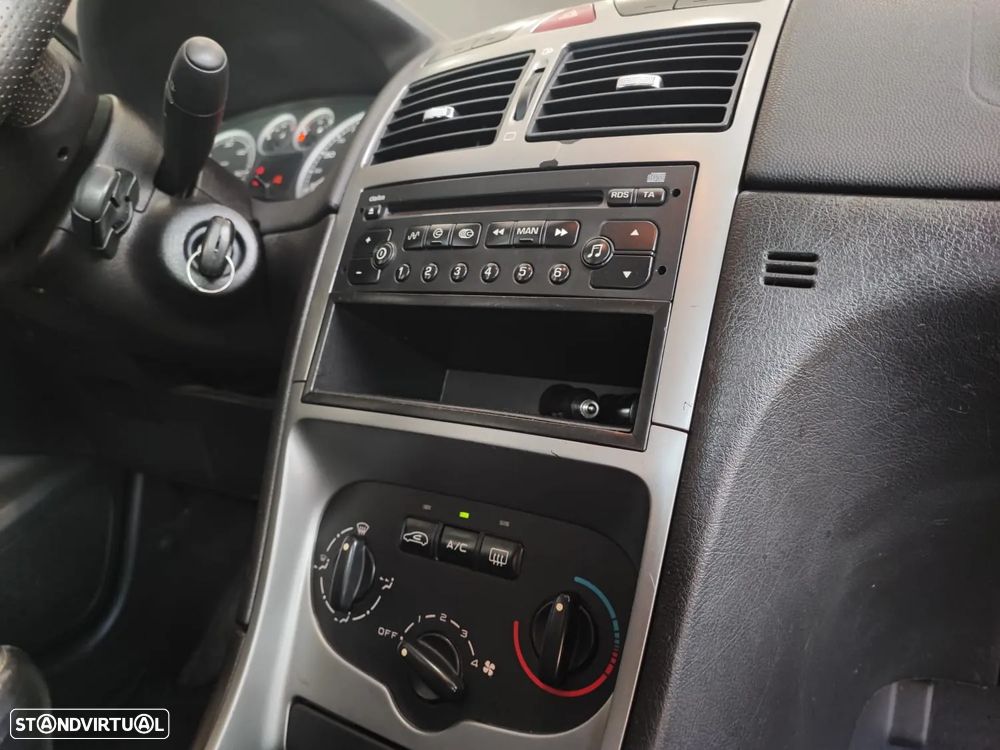 Peugeot 307 1.4 HDi XS Premium - 23