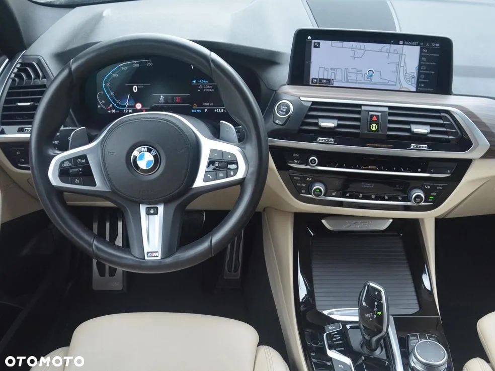 BMW X3 xDrive30i Advantage - 4