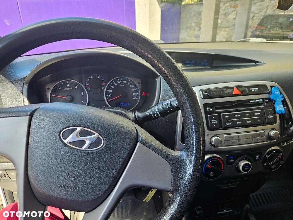 Hyundai i20 1.1 CRDi Classic + - 4