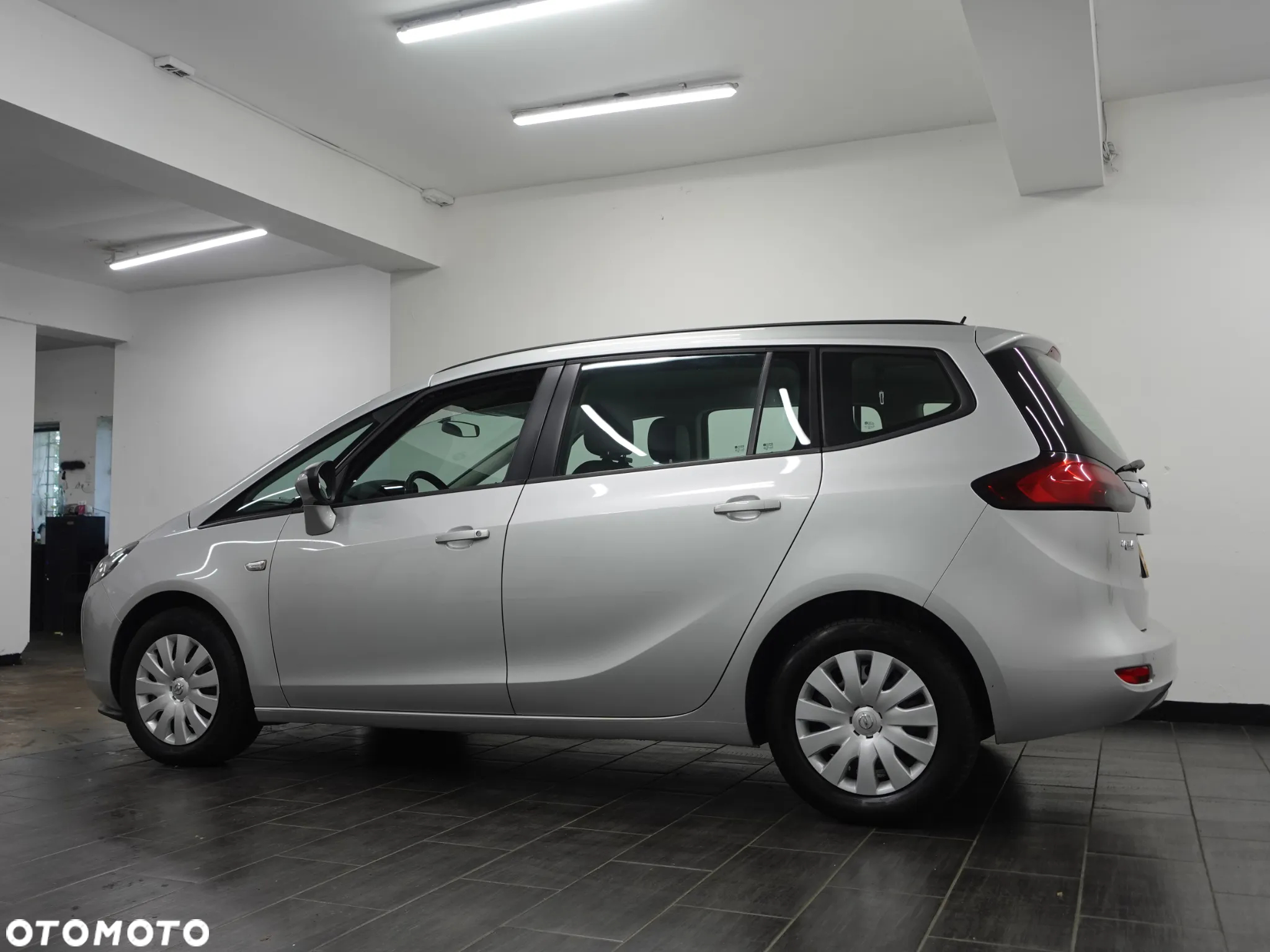 Opel Zafira Tourer 2.0 CDTI Edition - 6