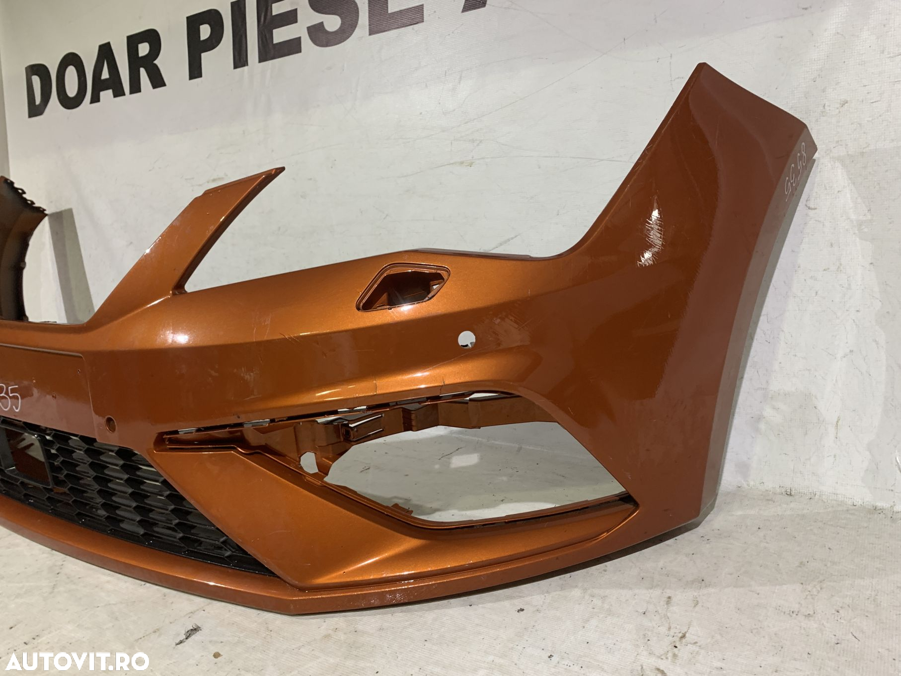 Bara fata Seat Leon 3, facelift, 2016, 2017, 2018, 2019, cod origine OE 5F0807221AB, cu gauri pentru spalatori faruri si senzori de parcare (4). - 11