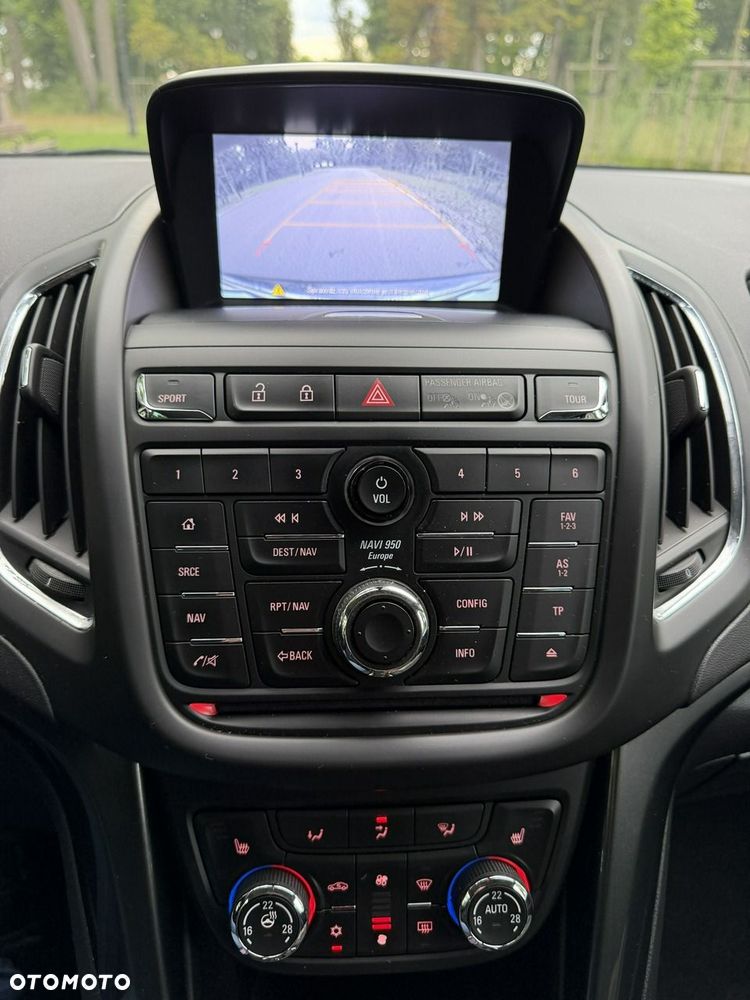 Opel Zafira - 38