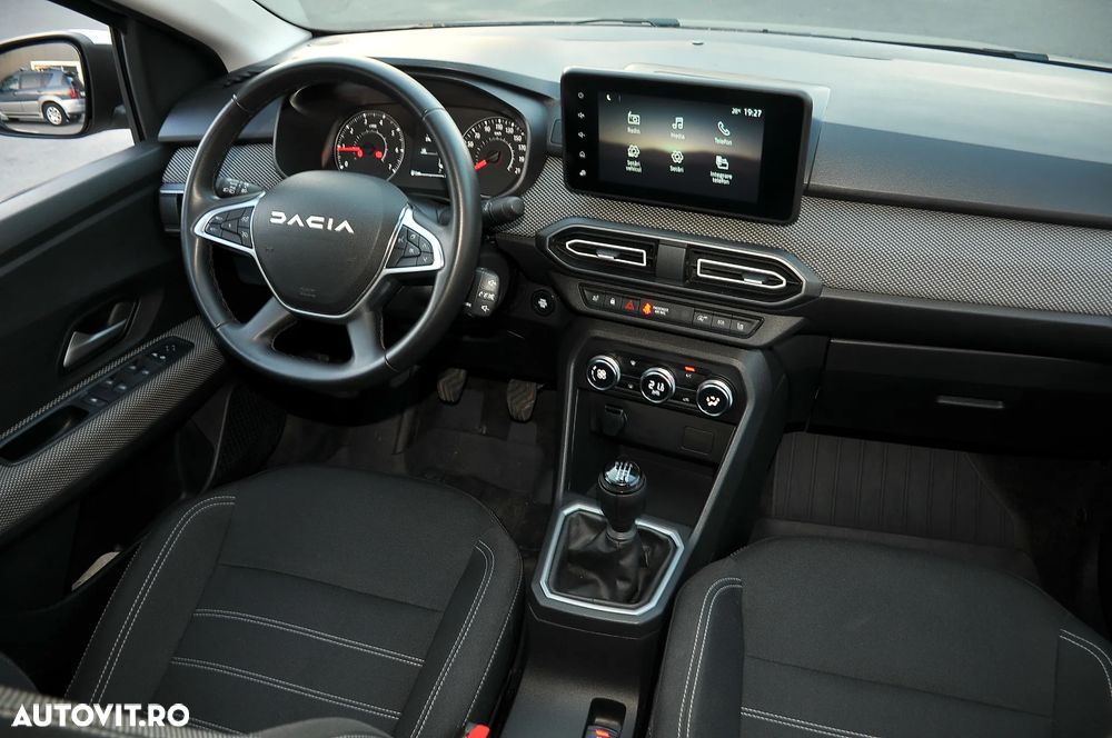 Dacia Logan TCe 90 MT5 Comfort - 4
