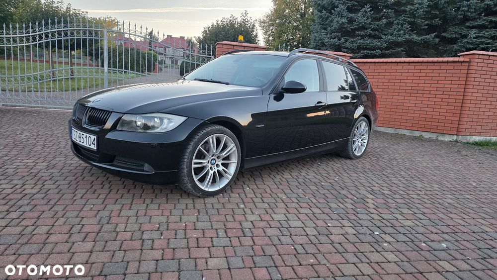 BMW 318I 2008 photo 4