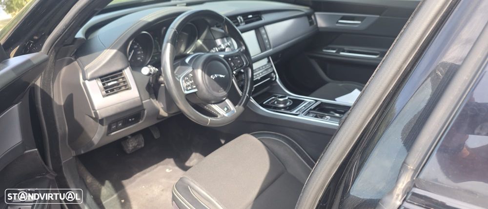 Jaguar XF Sportbrake 20d AWD Aut. R-Sport - 17