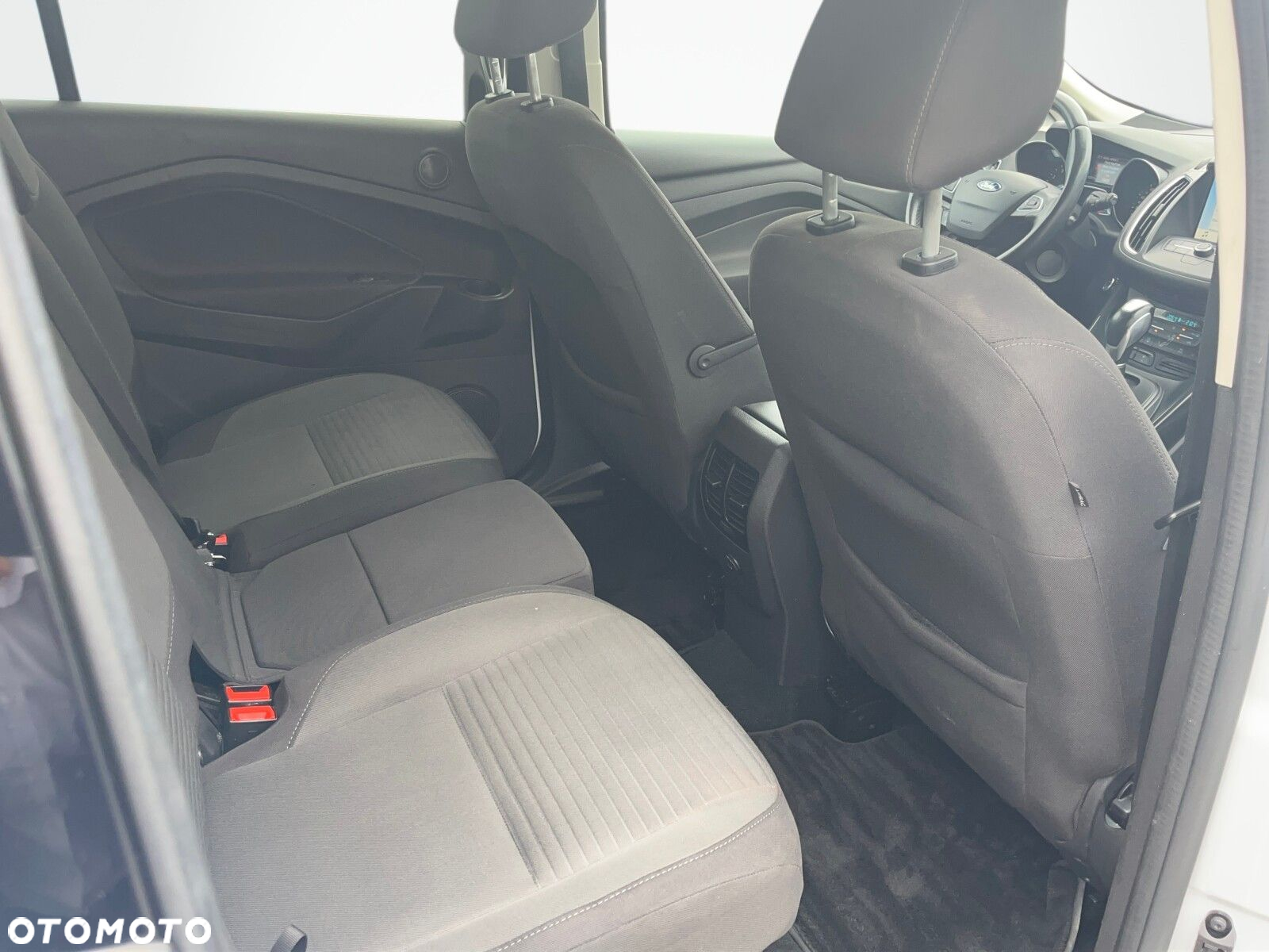 Ford Grand C-MAX - 15