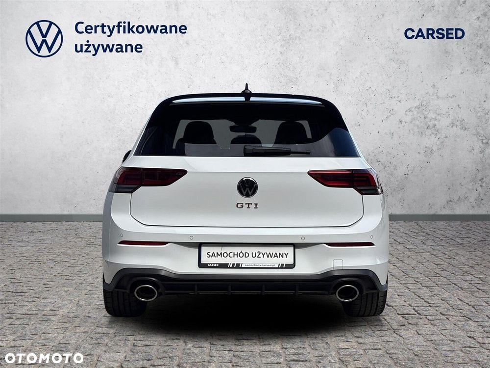 Volkswagen Golf - 38