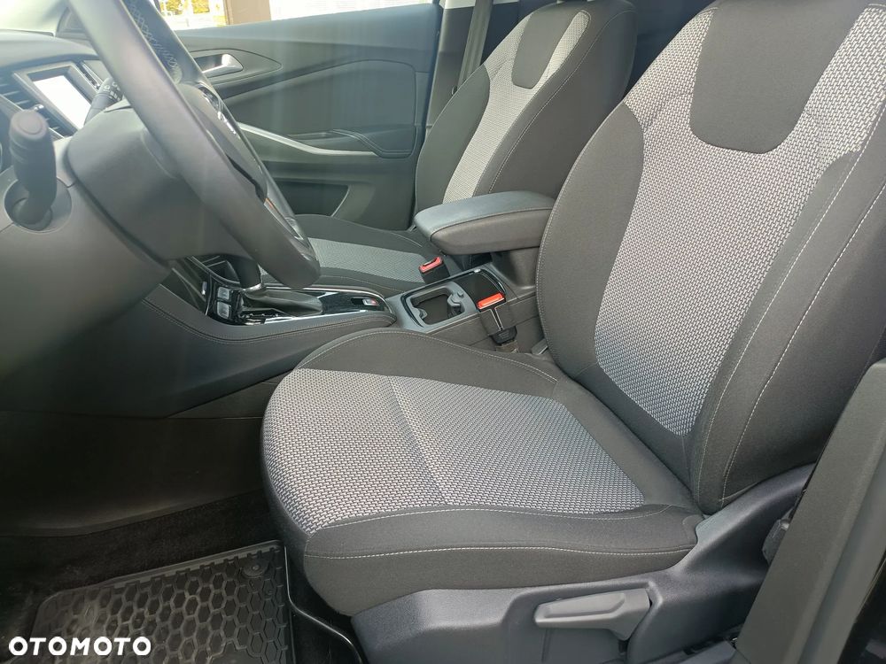 Opel Grandland X 1.2 T GPF Design Line S&S - 11