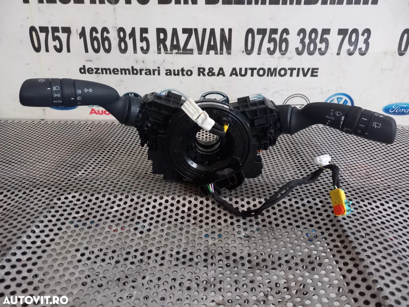 Banda Spira Spirala Volan Airbag Bloc Lumini Maneta Stergatoare Semnalizare Toyota Yaris Cross Yari - 7