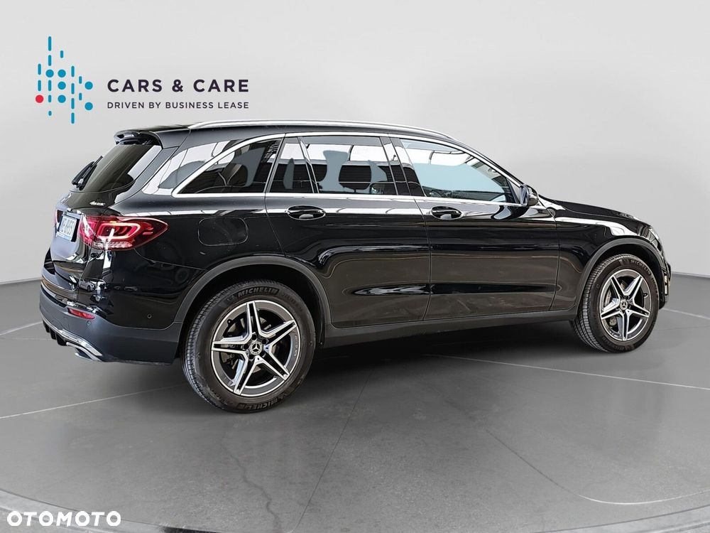 Mercedes-Benz GLC 300 e 4-Matic - 32