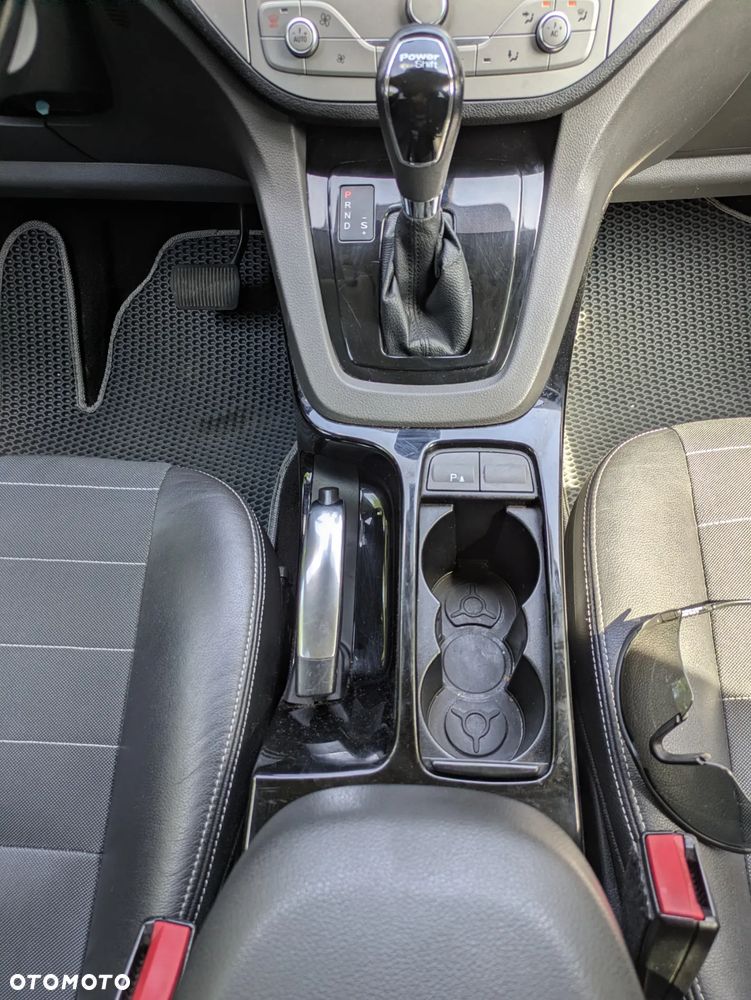 Ford Kuga 2.0 TDCi 4WD Titanium - 13