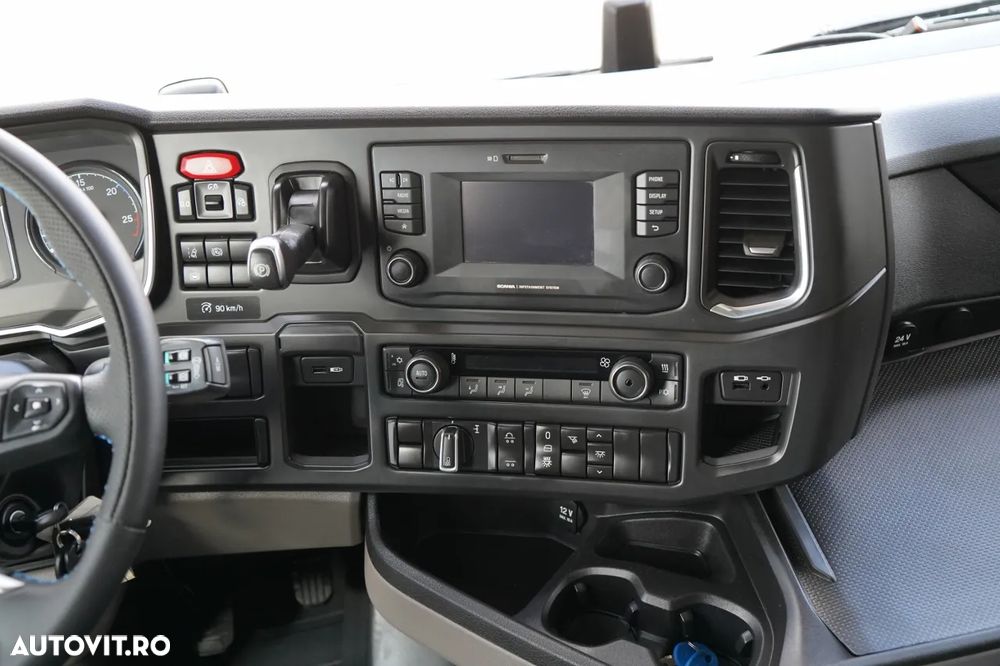 Scania S 450 / SOLO / CORTINĂ / 6x2 / ACOPERIȘ RIDICABIL / PUNȚĂ RIDICABILĂ / - 29