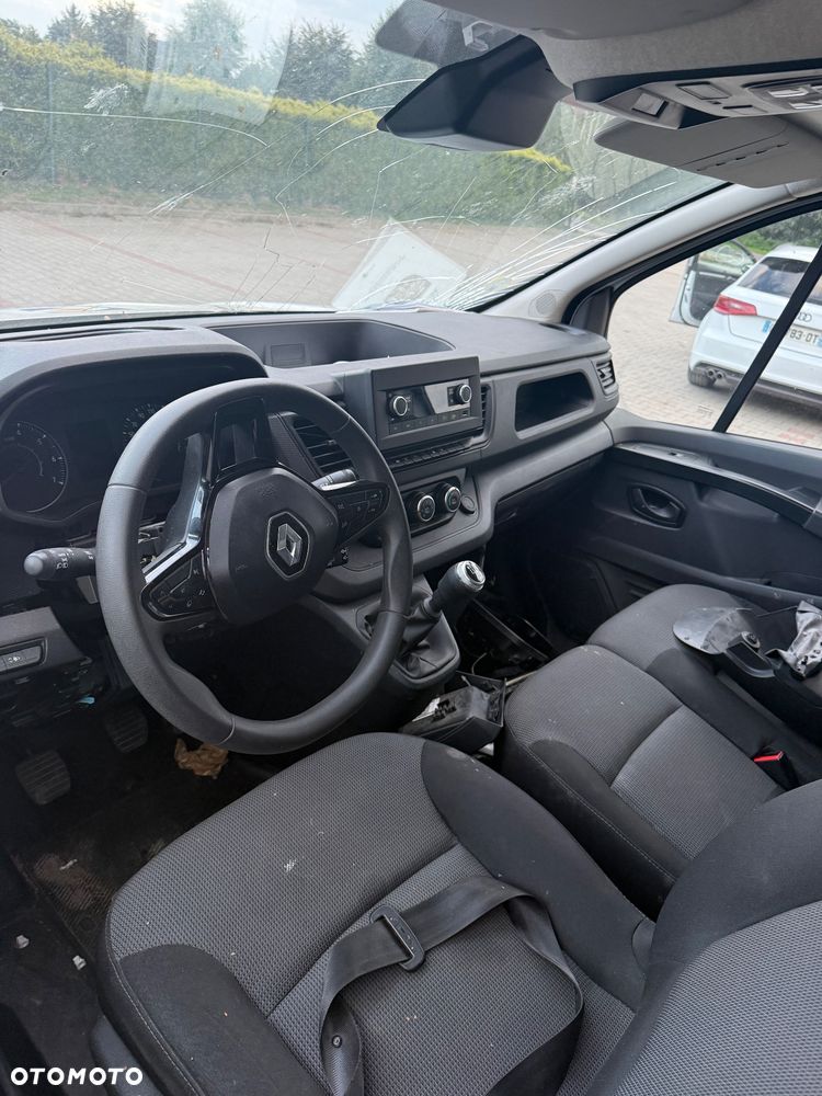 Renault Trafic - 9