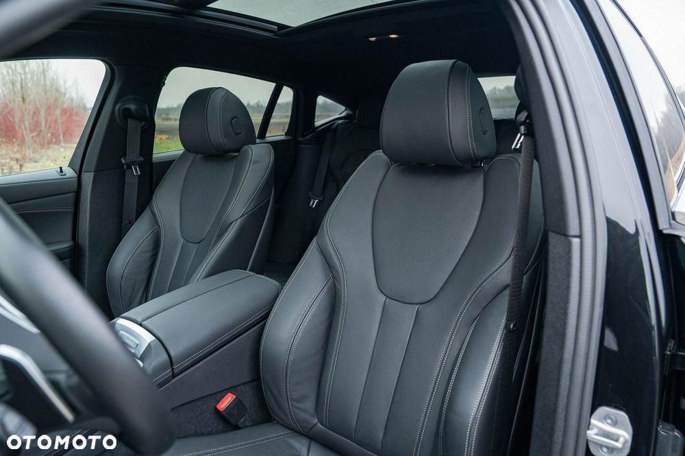 BMW X6 xDrive40i - 25