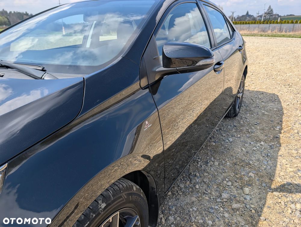 Toyota Corolla 1.6 Premium EU6 - 23
