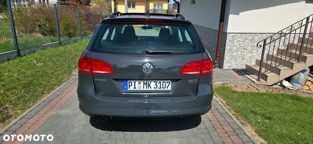 Volkswagen Passat - 28